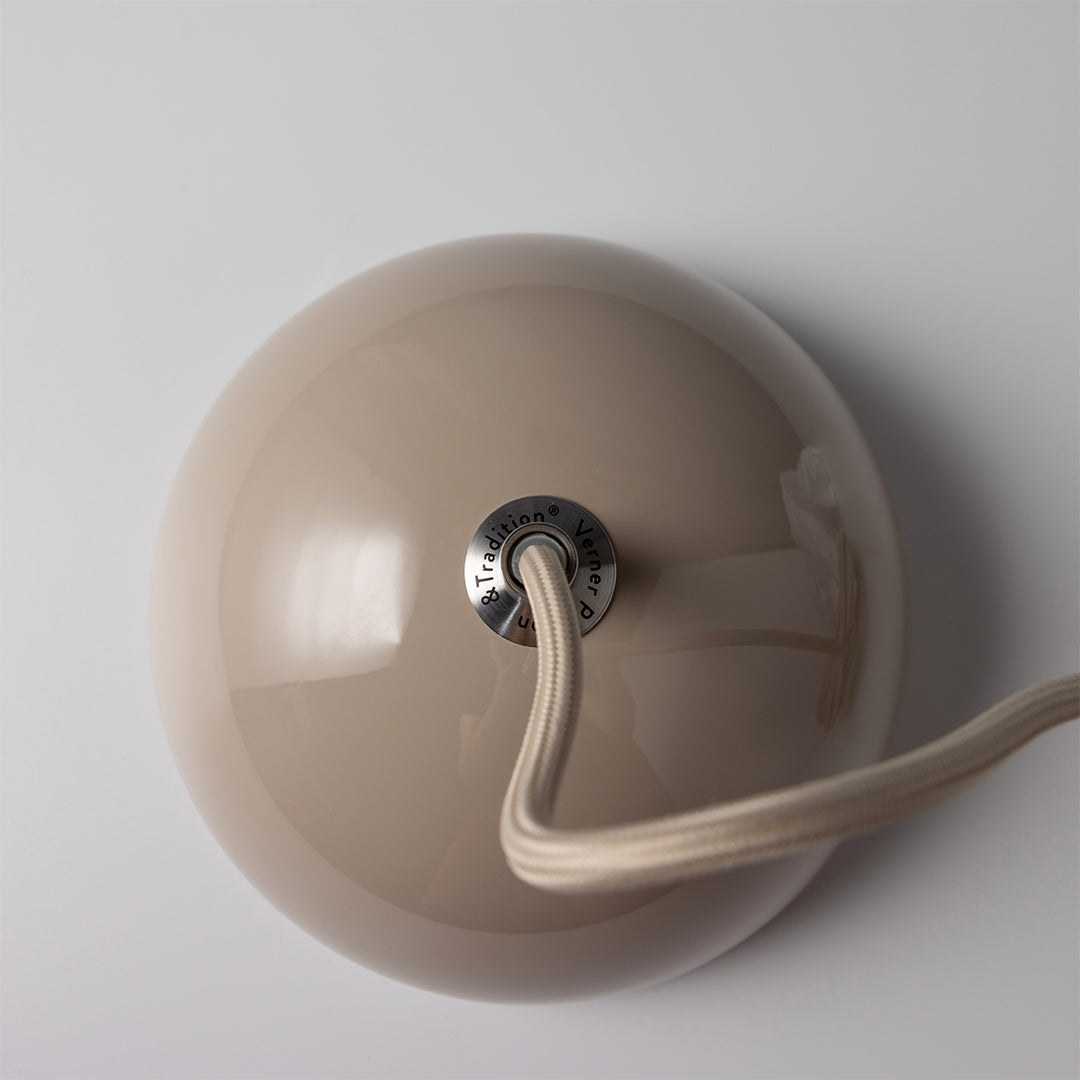 &TRADITION | Blumentopf VP10 von Verner Panton 1968 – Mehrere Farben erhältlich