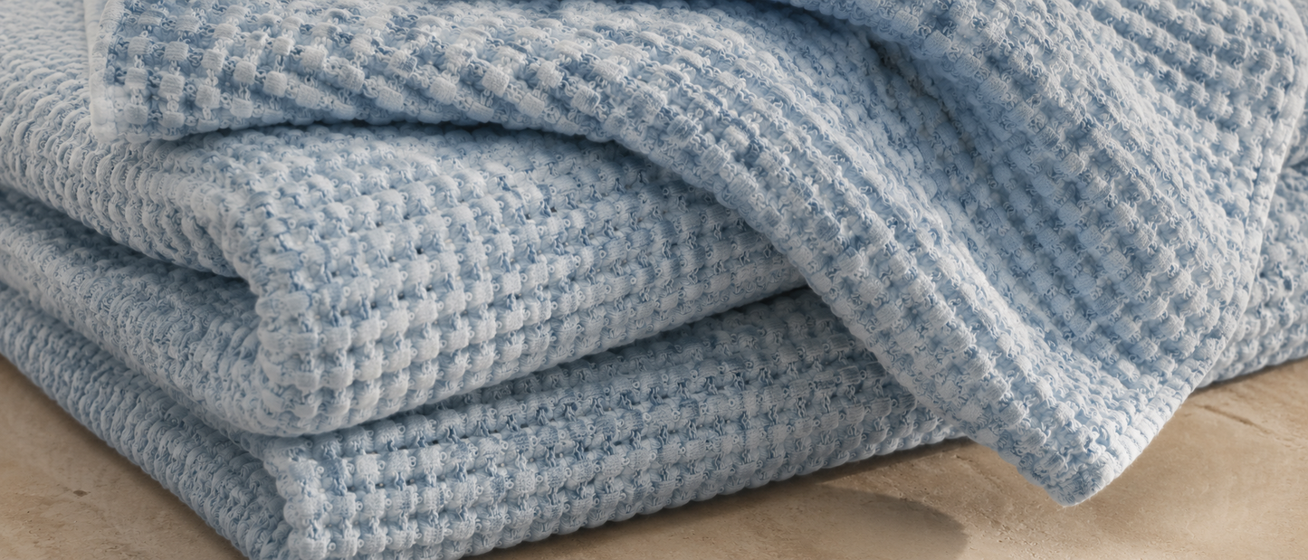 MODERNISM | Waffle Knit Bath Towel - 100% Cotton - 70 x 140cm