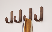 Charger l'image dans la galerie, NORMANN COPENHAGEN | Curve Hook - White Ash