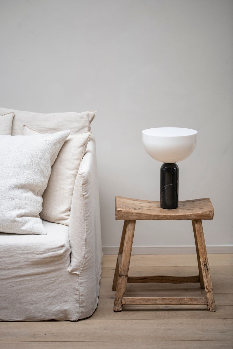 NEW WORKS | Kizu tafellamp - Zwart Marquina-marmer, klein