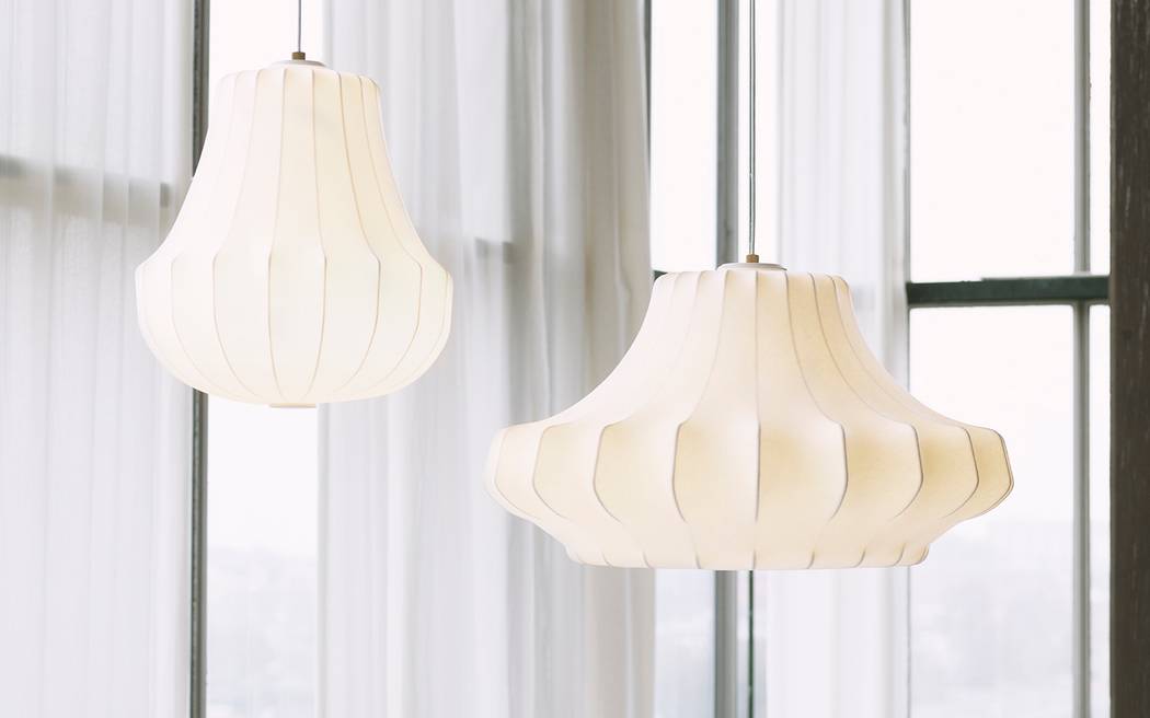 NORMANN COPENHAGEN | Glockenlampe – Weiß (mehrere Größen)
