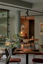 将图片加载到图库查看器，NORMANN COPENHAGEN | Porta Table Lamp by Simon Legald
