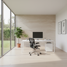 Afbeelding in Gallery-weergave laden, Herman Miller | Aeron Chair - Graphite Frame with Polished Aluminum Base
