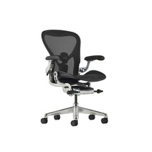 Afbeelding in Gallery-weergave laden, Herman Miller | Aeron Chair with Onyx Frame with Polished Aluminum Base
