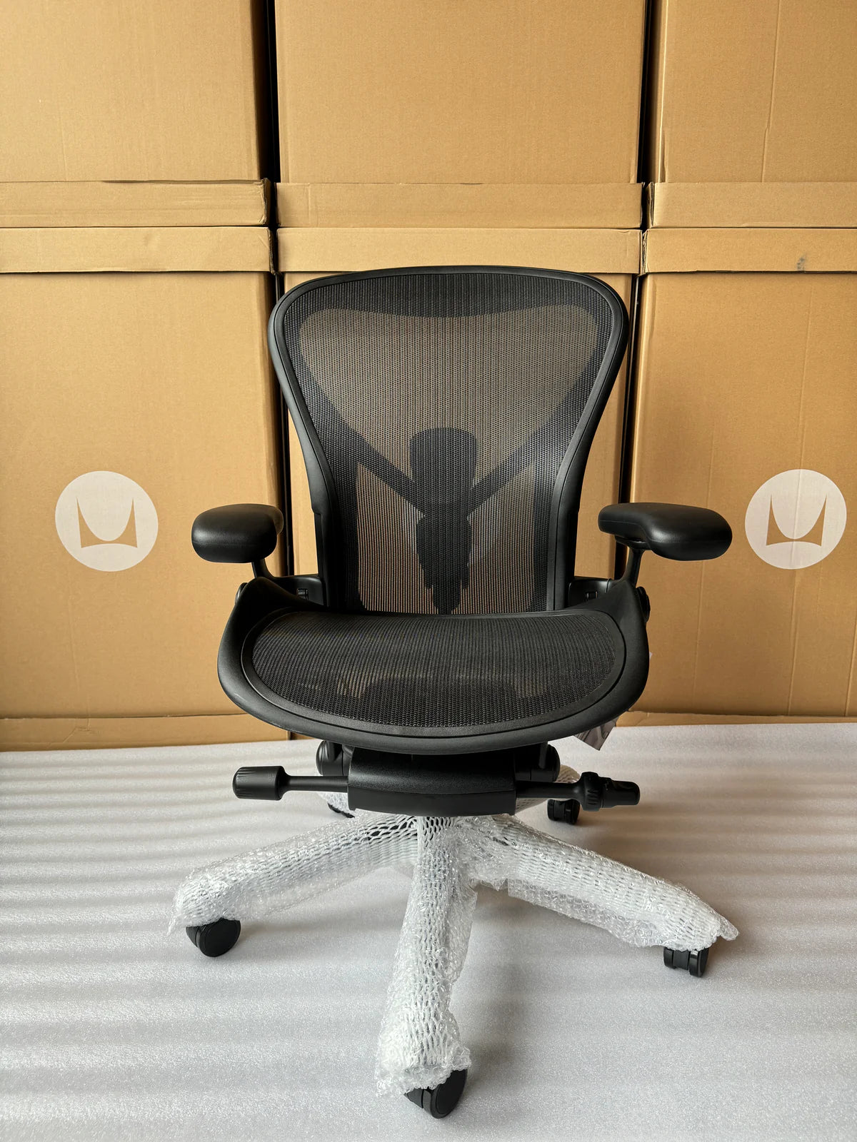 Herman Miller | Aeron Chair with Onyx Frame with Polished Aluminum Base