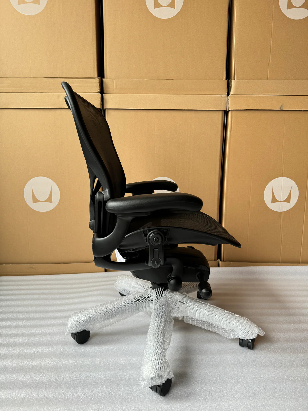 Herman Miller | Aeron Chair with Onyx Frame with Polished Aluminum Base