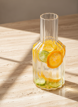 Laden Sie das Bild in den Galerie-Viewer, MODERNISMUS | Cullinan Kristallkaraffe 1,1L 
