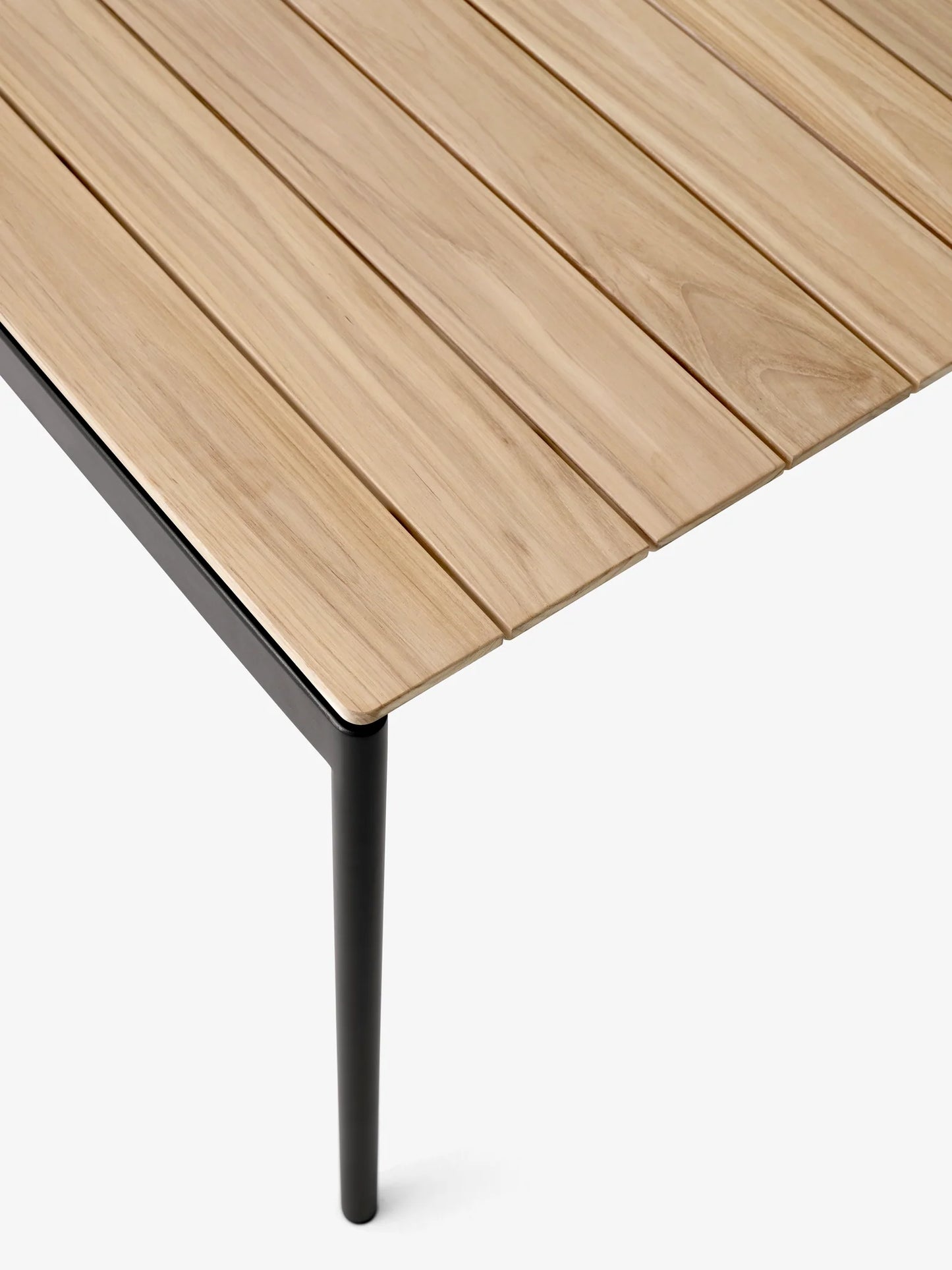 &Tradition | Ville AV26 Table - Outdoor - Teak & Warm Black