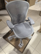 Afbeelding in Gallery-weergave laden, NORMANN COPENHAGEN | Glockenlampe – Weiß (mehrere Größen)
