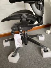Load image into Gallery viewer, Herman Miller | Aeron Chair With Onyx Frame with Onyx Base
