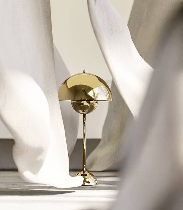 &TRADITION | Flowerpot VP3 by Verner Panton 1969 - Polished Brass