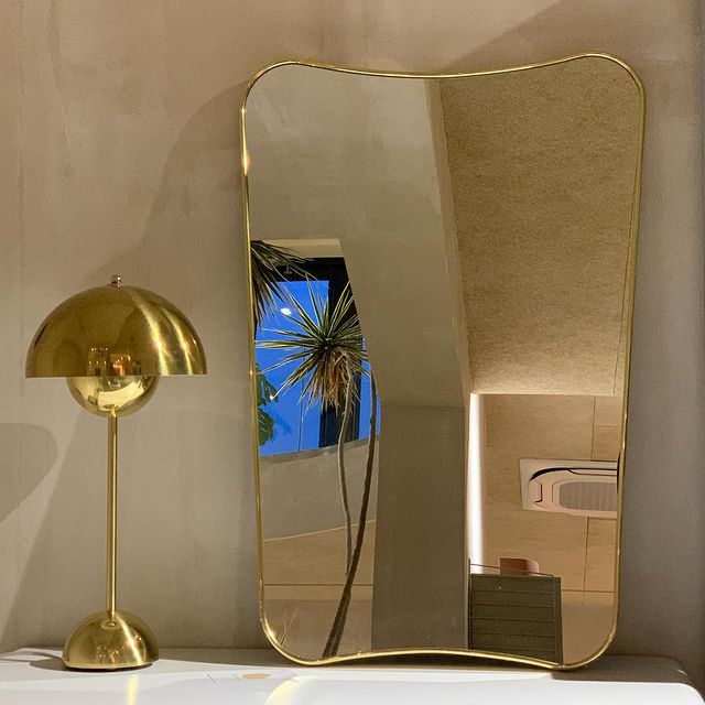 &TRADITION | Flowerpot VP3 by Verner Panton 1969 - Polished Brass