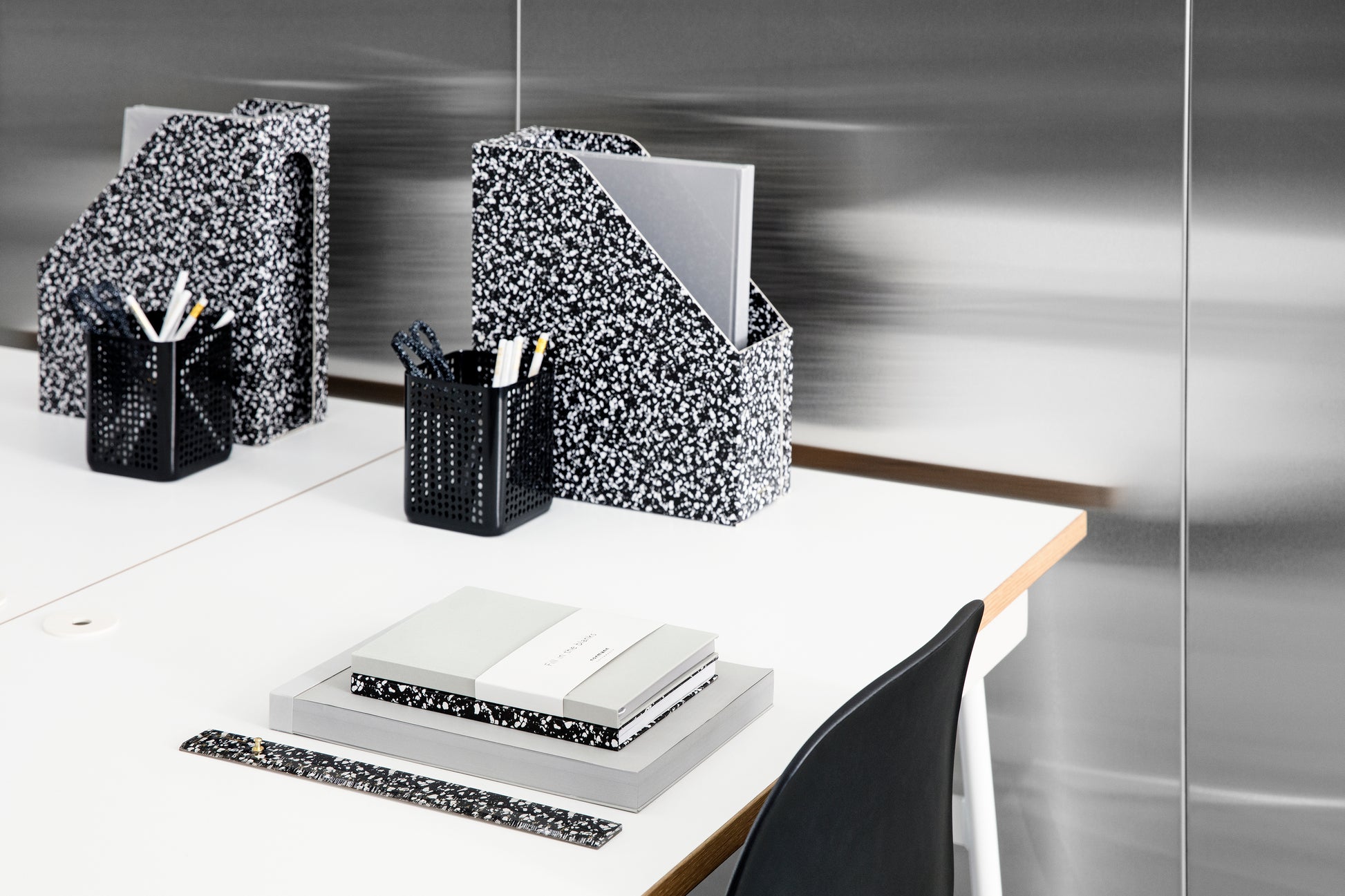 NORMANN COPENHAGEN | Ruler Long Busy Structure