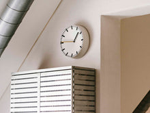 画像をギャラリービューアに読み込む, HAY | アナログ時計 - ホワイト
