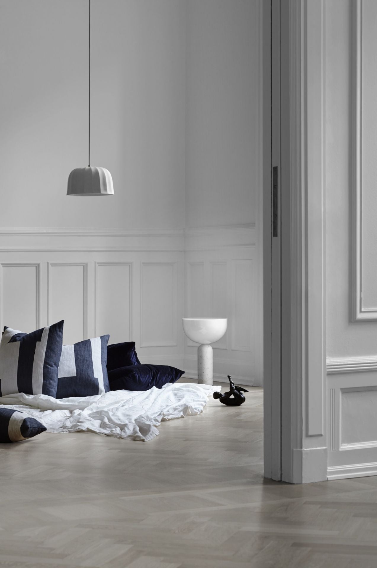 NEUE ARBEITEN | Kizu Tischlampe - Weißer Marmor, Klein 