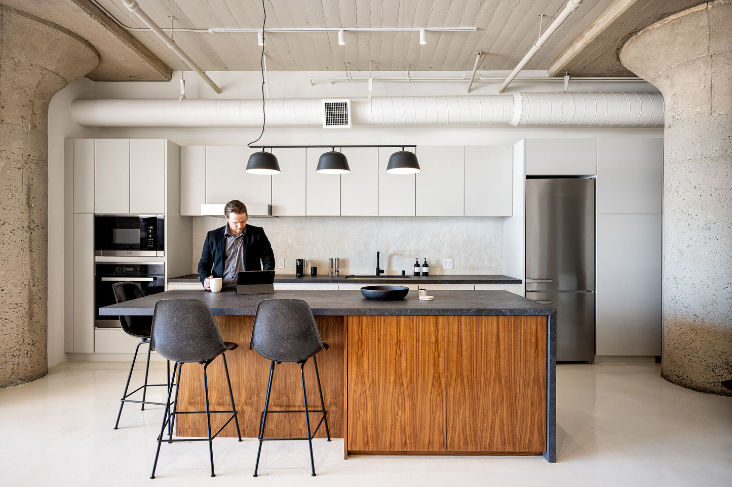 MUUTO | Ambit Rail-hanger (meerdere afwerkingen beschikbaar)